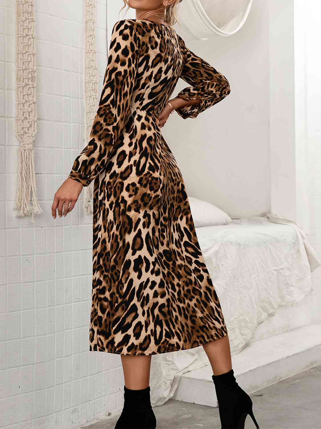 Elegant ladies dress leopard print
